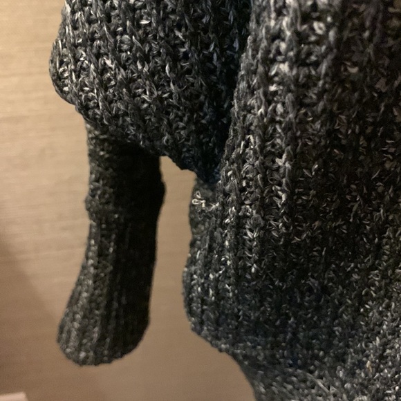 š§„Veronica M Sweater, Gray, Size: M/Lš§„ - Picture 4 of 12